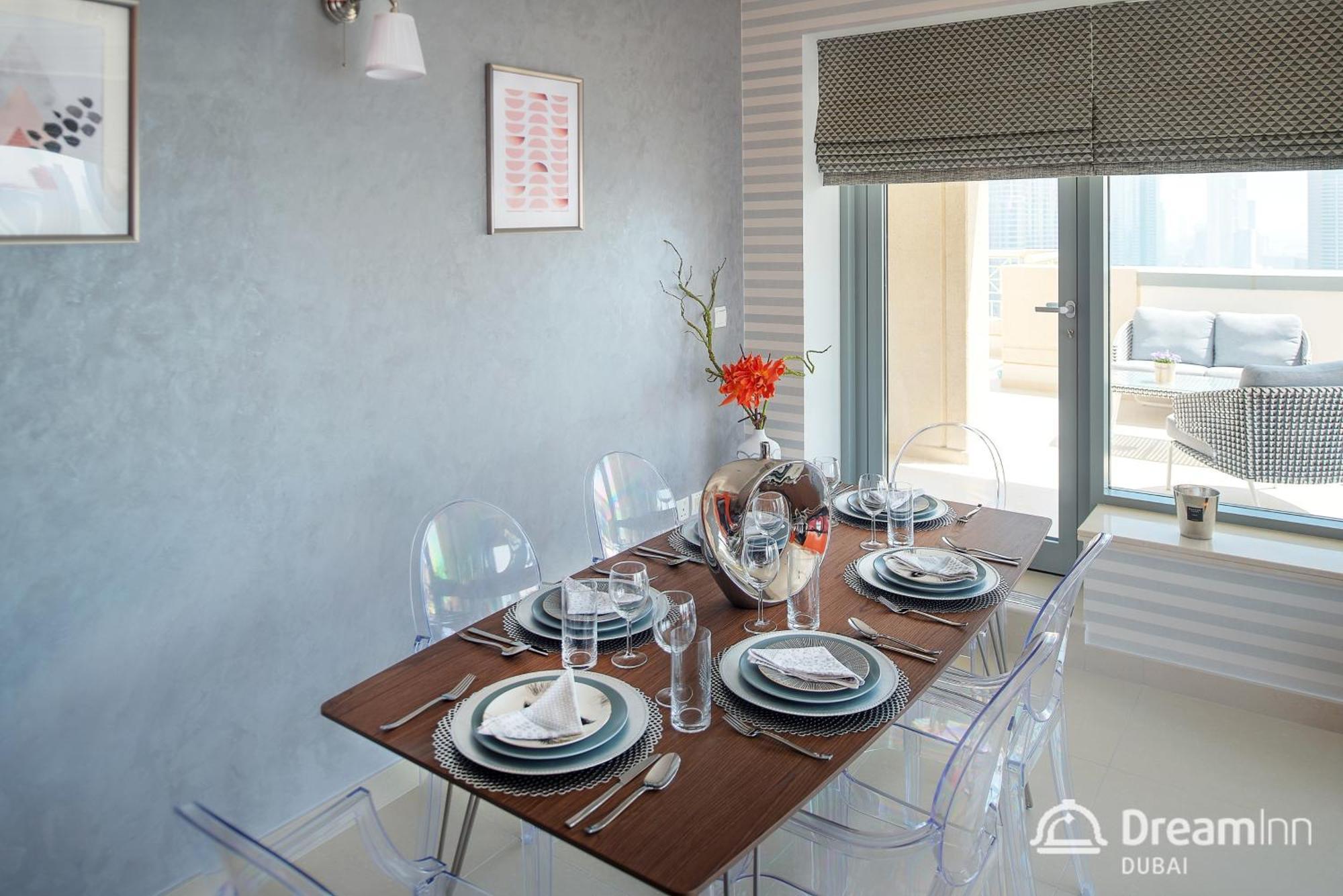 Apartment Dream - With Private Terrace, 29 Boulevard Downtown Dubai